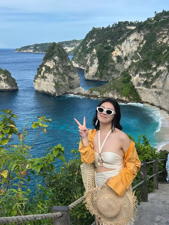 slider bergerak (3) slider bergerak (3)