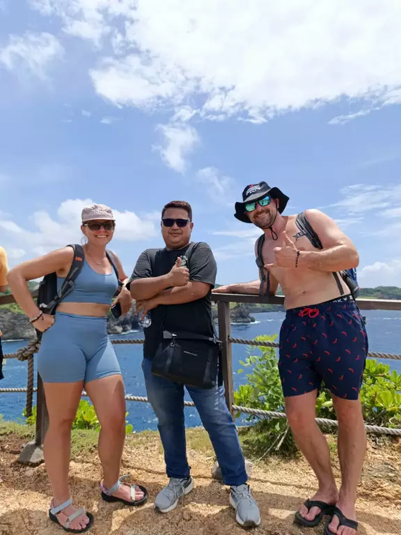 slider bergerak (5) slider bergerak (5)